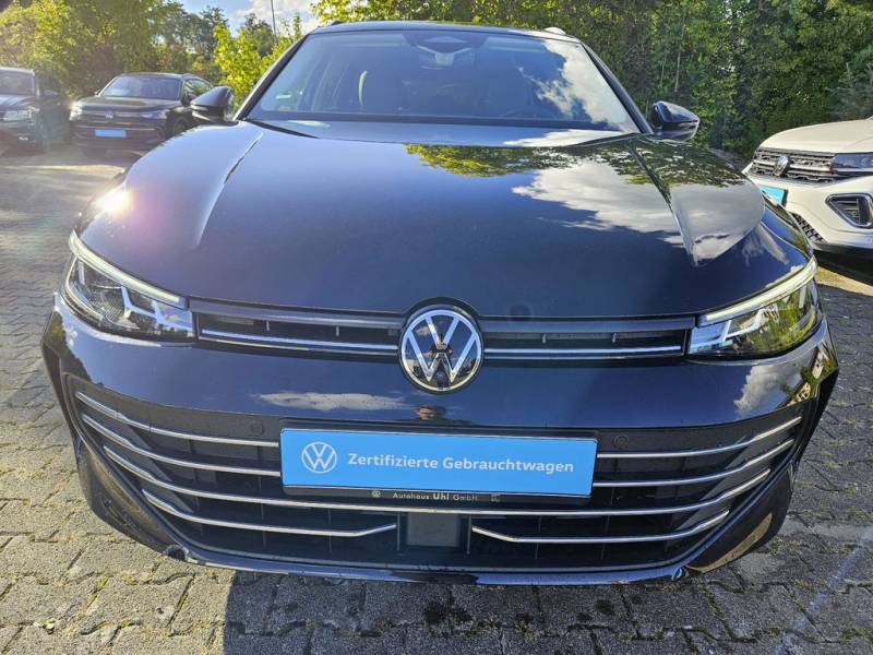 Volkswagen Passat Variant Business 1.5 eTSI DSG AHK Navi