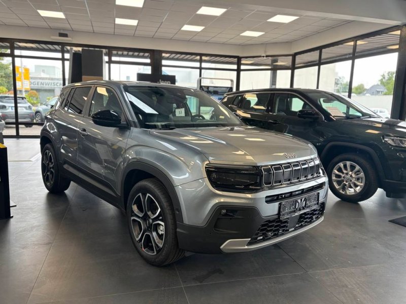 Jeep Avenger Benziner MY25 Summit T3 74KW/100PSS