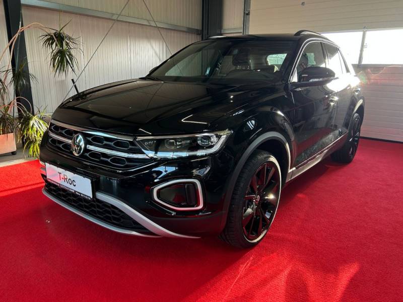 Volkswagen T-Roc BLACK LINE 1.5 TSI DSG *PANO*AHK*NAV*