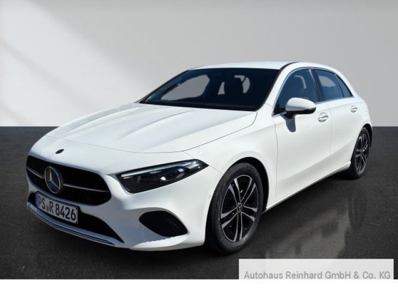 Mercedes-Benz A 180 Kompaktlimousine PROGRESSIV+MULTI+AHK+DIST