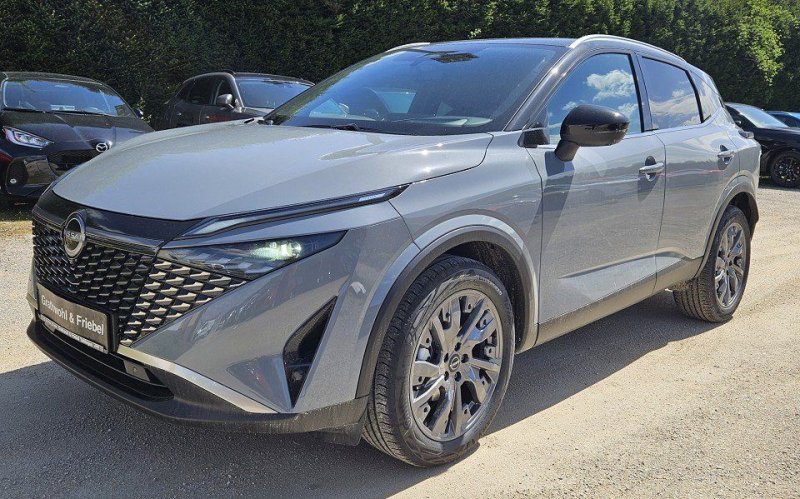 Nissan QASHQAI MY24 DIG-T Xtronic Tekna Dach schwarz