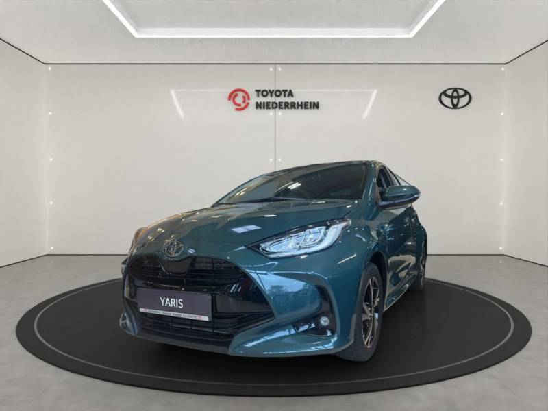 Toyota Yaris Hybrid Teamplayer 1.5 WINTERRÄDER+COMFORT+