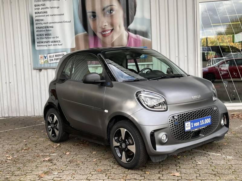 Smart ForTwo EQ*EXCLUSIVE*22kW*PANORAMA*MEDIA*SHZ*CAM*