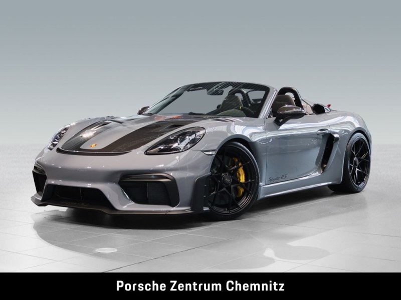 Porsche 718 Spyder RS PCCB;Vollschalensitze;Weissach-Pak