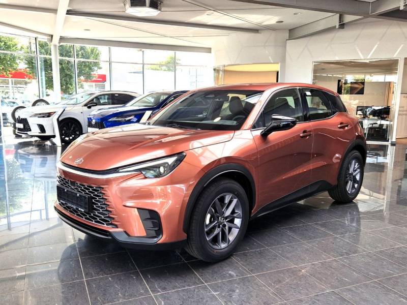 Lexus LBX 1,5 FWD Komfort Paket