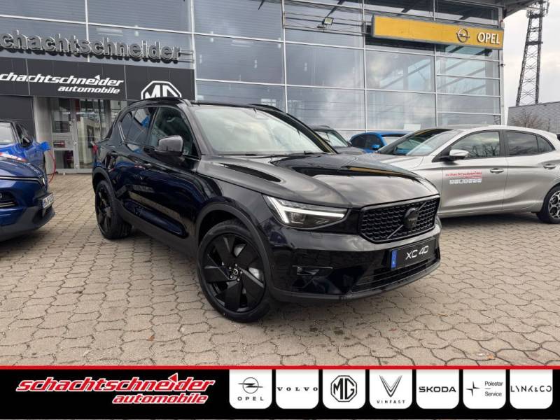 Volvo XC40 B3 B DKG Plus Black Edition