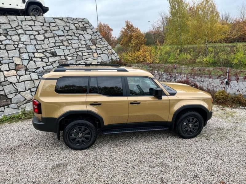 Toyota Land Cruiser 2,4 iFORCE MAX HEV Premium