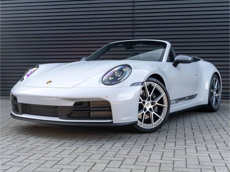 Porsche 911 Carrera T Cabriolet  Adaptive Sportsitze