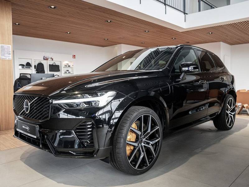 Volvo XC60 T8 AWD Polestar Engineered
