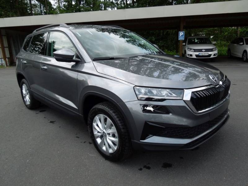 Skoda Karoq 1.5TSI DSG Selection/AHK/LED/Sitzheizung/K