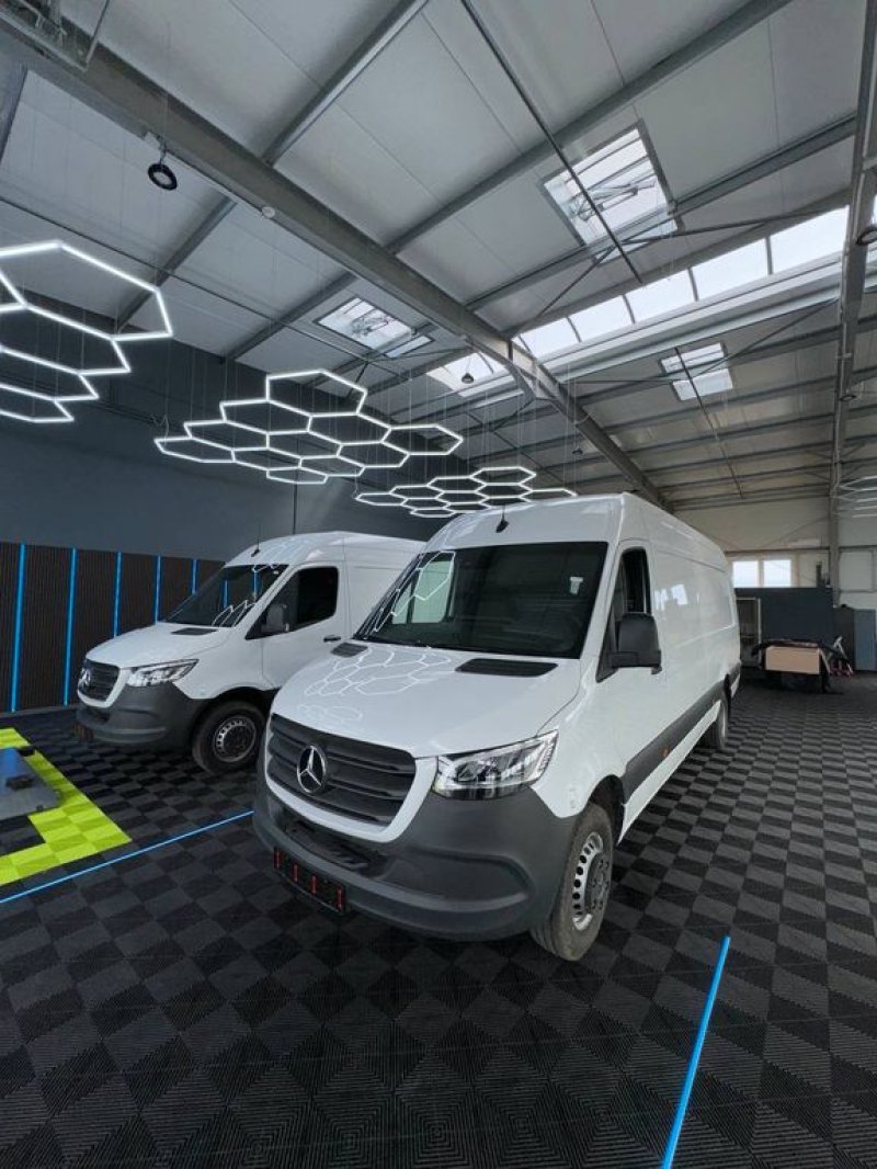 Mercedes-Benz Sprinter - Kasten - 519 CDI - RWD - MBUX