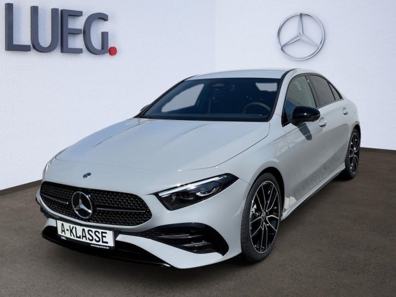 Mercedes-Benz A 200 SpurW S-Sitz W-Paket PDC SpurH AUT AHK