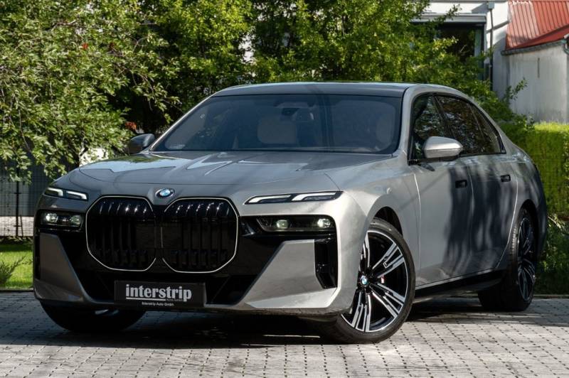 BMW 740d M SPORT.MASSAGE.SKY.BandW.INDIVIDUAL.5/100