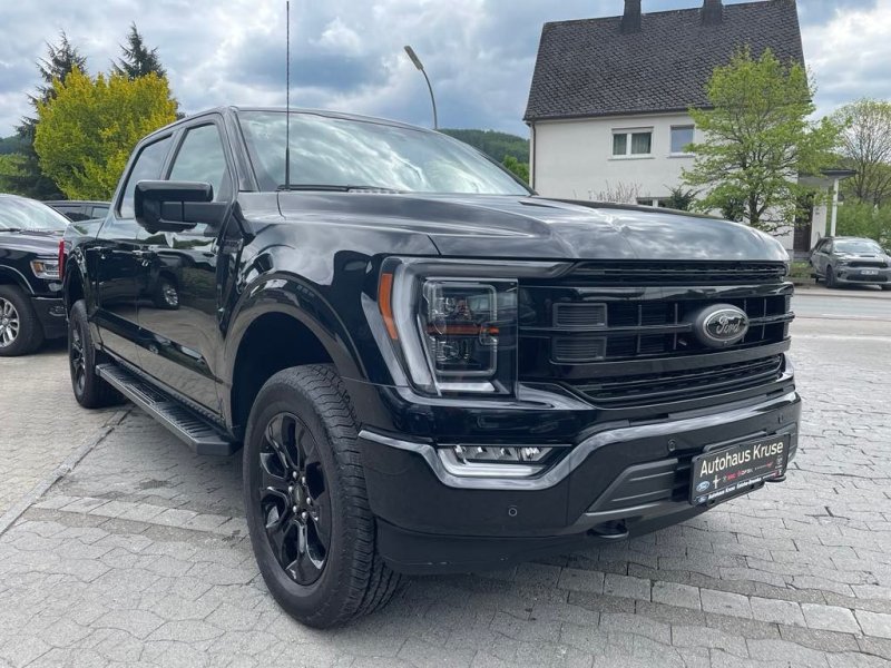Ford F 150 Lariat Black Edition V8