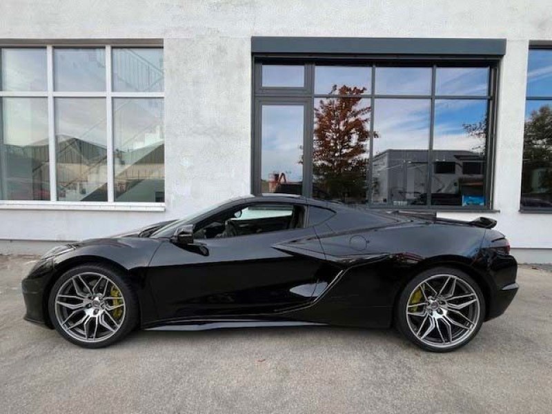 Corvette Z06 Coupe 3LZ  MY24 Europa Modell