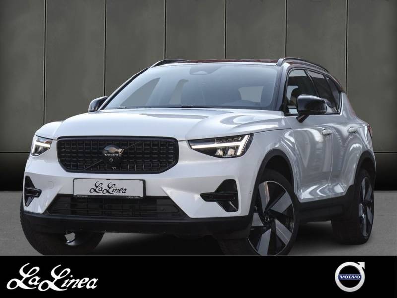 Volvo XC40 B3 (B) Ultra Black Edition Vorführwagen