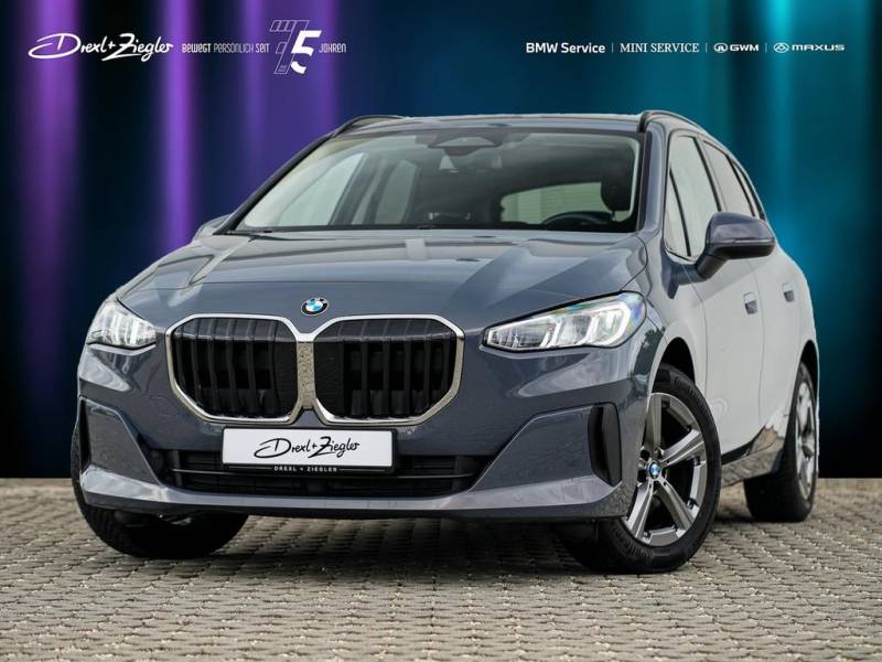 BMW 218i Active Tourer Travel GSD AHK LKH RFK DAB 17