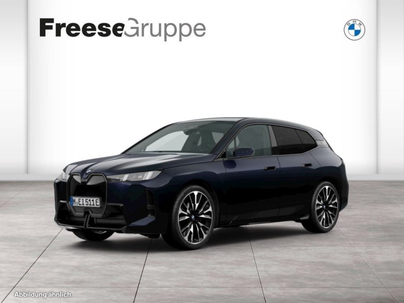 BMW iX xDrive45