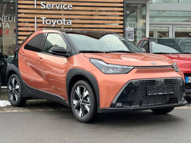 Toyota Aygo X Hybrid Teamplayer - Sitzheizung - LED