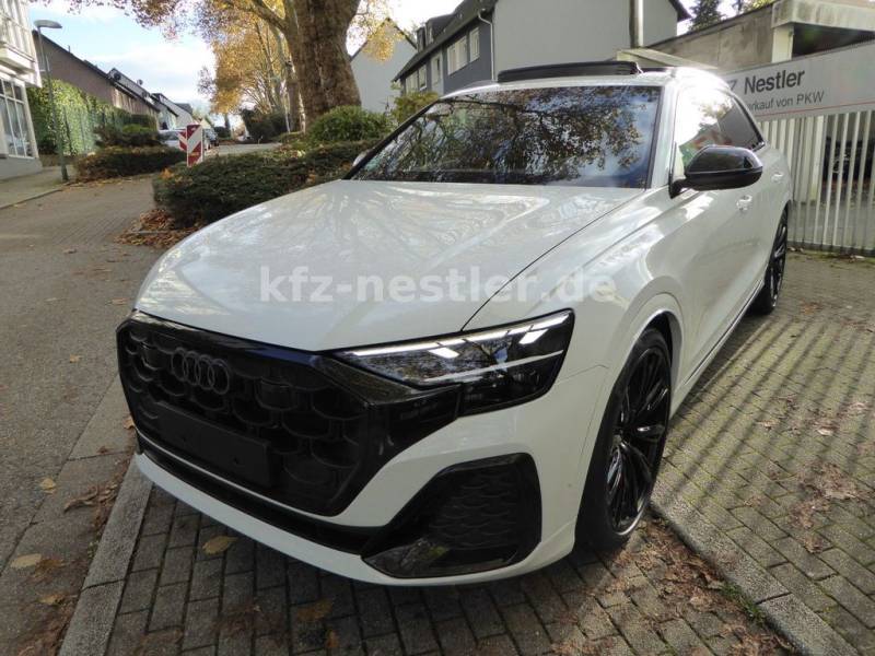 Audi Q8 50 TDI 2x S Line/Pano/23Zoll/Matrix/Black