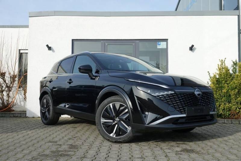 Nissan Qashqai TEKNA 158PS Xtron MY25 BOSE Pano Februar