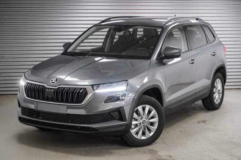 Skoda Karoq 1,5 TSI DSG Selection - LAGER 110 kW (1...