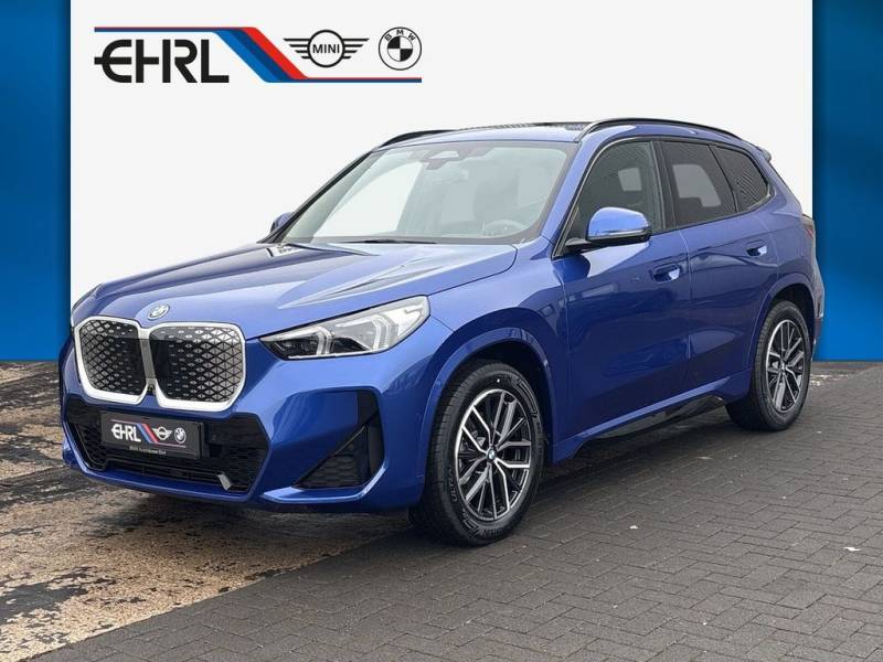 BMW iX1 eDrive20 M Sport HUD PA+ AHK Pano AC Laden P
