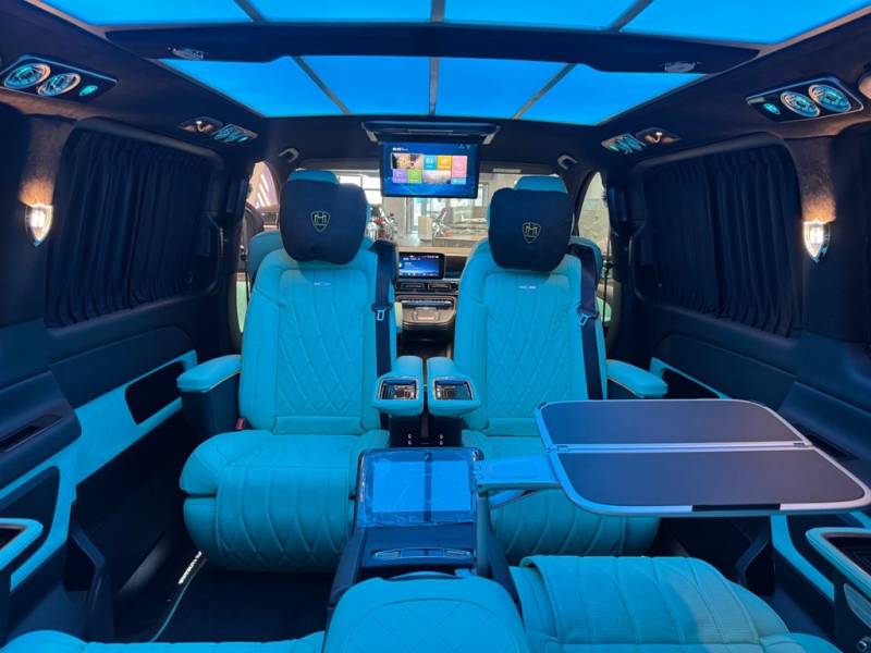 Mercedes-Benz MH Body kit and Luxuryseat 2025