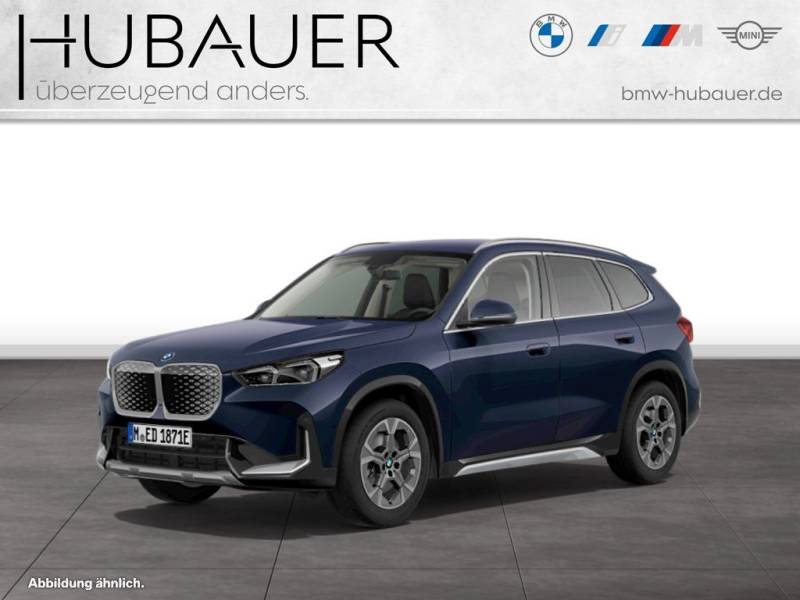 BMW iX1 eDrive20 [xLine, AHK, ACC, RFK, 18" LMR, LED