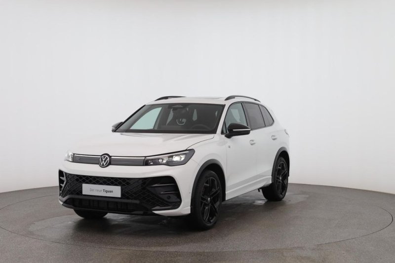 Volkswagen Tiguan R-Line eTSI DSG