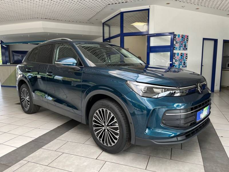 Volkswagen Tiguan 1.5 eTSI-DSG,Life,LED+,Komfort,AHK,18-Zol