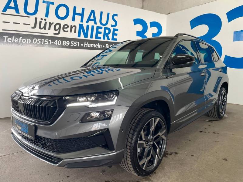 Skoda Karoq 1.5l TSI DSG Sportline NAVI/AHK/19 Zoll