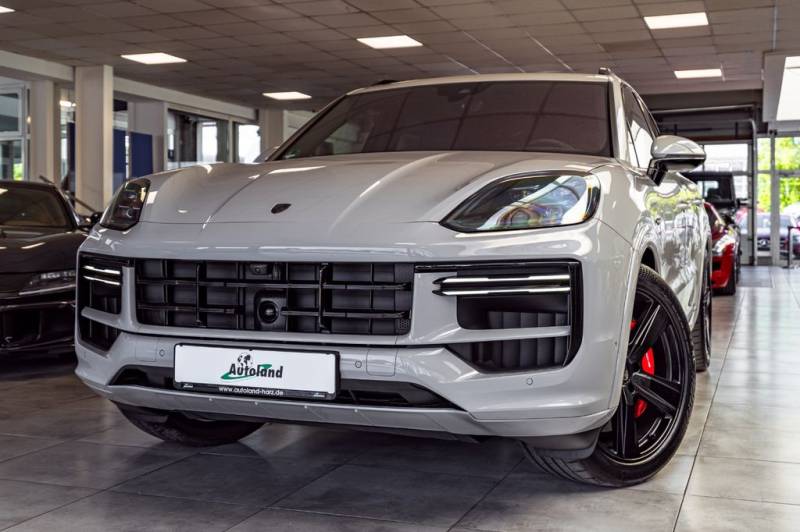 Porsche Cayenne Turbo E-Hybrid*SportDesign*Exclusive*NEW