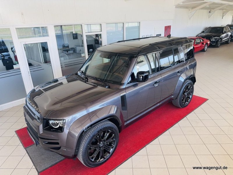 Land Rover Defender 4.4 P635 110 OCTA GRAY/BROWN In STOCK