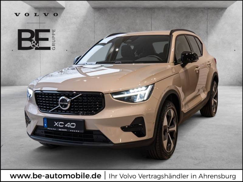 Volvo XC40 2.0 Plus Dark 2WD