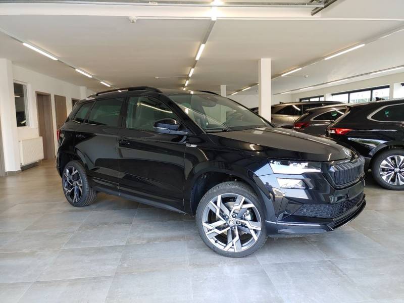 Skoda Karoq 1.5l TSI DSG Sportline Pano/AHK/Navi/EasyO