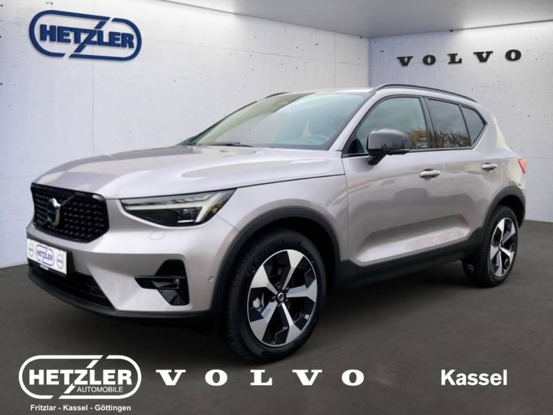 Volvo XC40 B3 Ultra Dark 2WD StandHZG Leder Digitales 