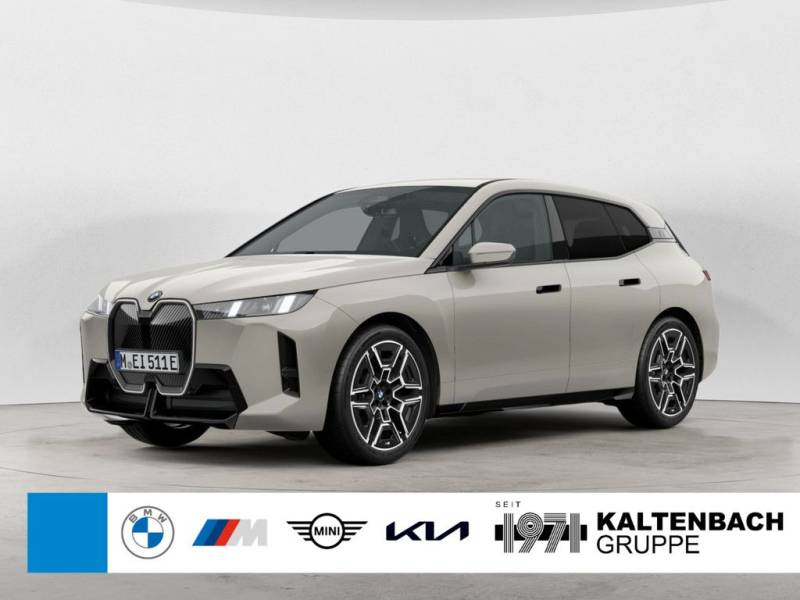 BMW iX xDrive45 M-Sport FACEL. LED SITZBELÜFTUNG ACC
