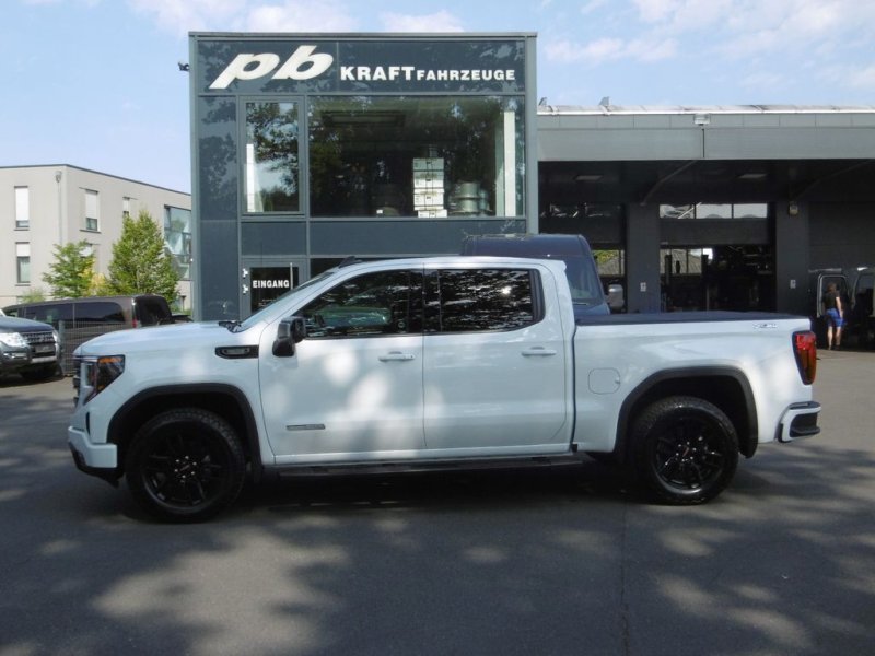 GMC Sierra 3.0 Elevation Black Pack X31 Mod ´25 neu!