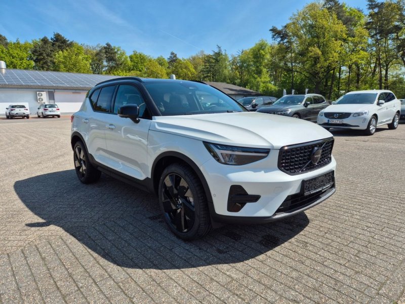 Volvo XC40 B4 Ultra Black Edition 2WD