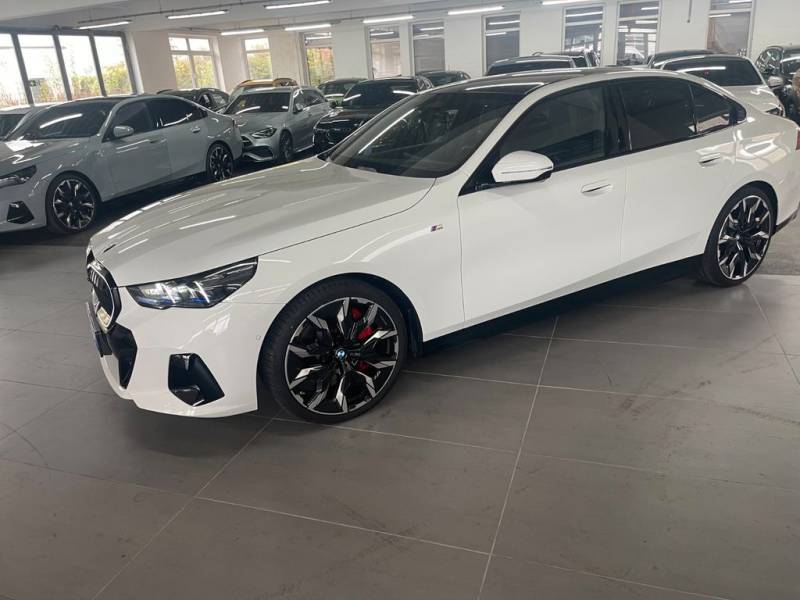 BMW 540 d xDrive M Sport Pano Head-Up 21 Zoll Kamera