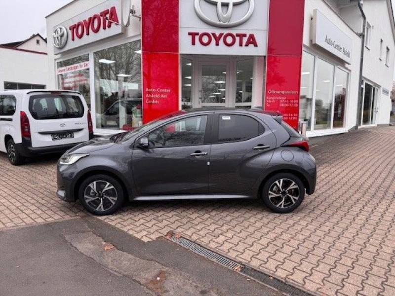 Toyota Yaris Hybrid Teamplayer