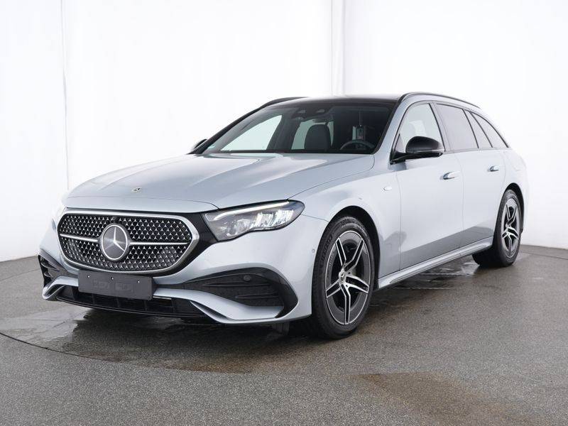 Mercedes-Benz E 300 de T AMG, Night, AHK, Pano, 4D-Sound, Dist