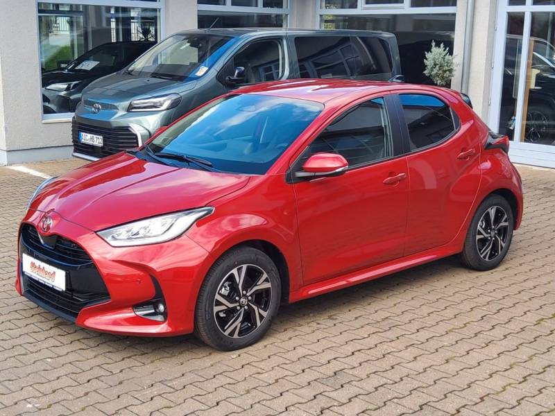 Toyota Yaris 1,5 Hybr. "Teamplayer" mit Comfort+Technik