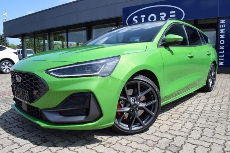 Ford Focus Turnier ST X Kombi Vollausstattung