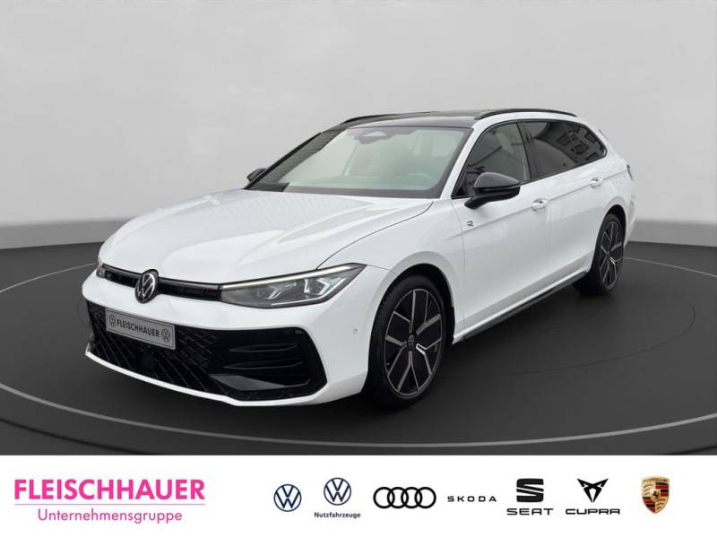 Volkswagen Passat R-Line 2,0 l TDI 4MOTION HUD AD StandHZG 