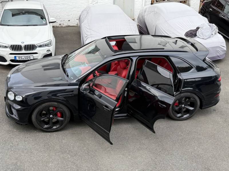 Bentley Bentayga 3.0 Hybrid*S Black *Night Vision*Red