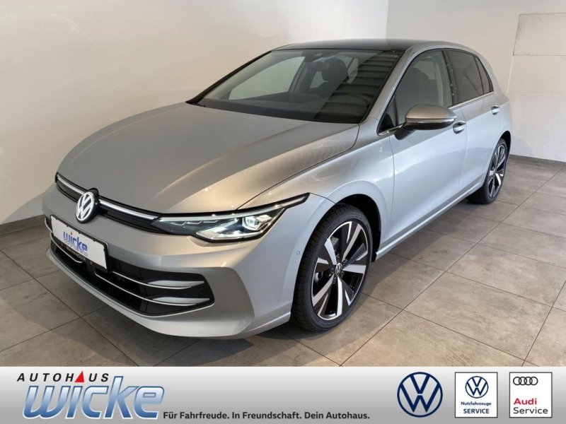 Volkswagen Golf VIII 1.5 eTSI 150 PS DSG Style NAVI
