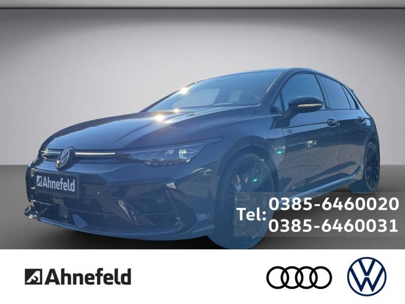 Volkswagen Golf R BLACK EDITION 2,0 l TSI 4MOTION 245 kW 33