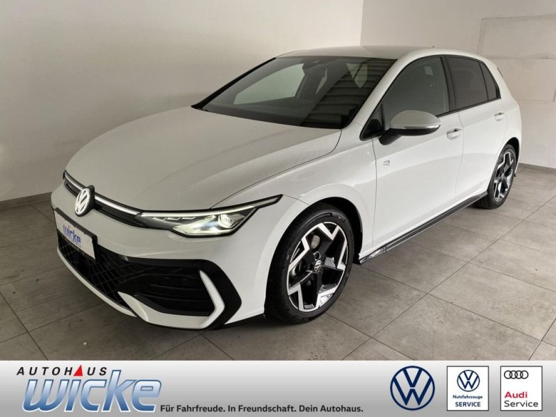 Volkswagen Golf VIII 1.5 eTSI DSG R-Line KLIMA LED LM FELGE